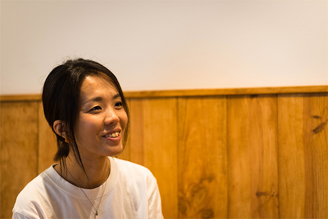 cafe Baskオーナー上山飛香瑠さんにお話をお伺いしました。